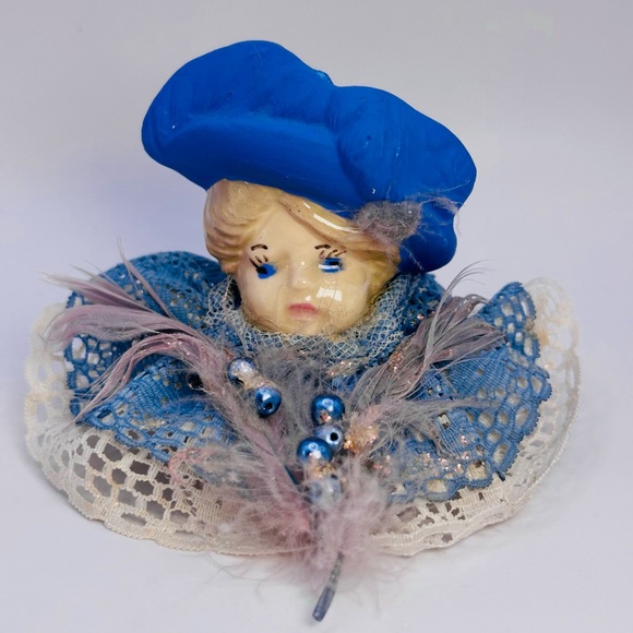 Antique Vintage Porcelain Lady Female Bust Victorian French Figurine Ornament 3” - Picture 1 of 4